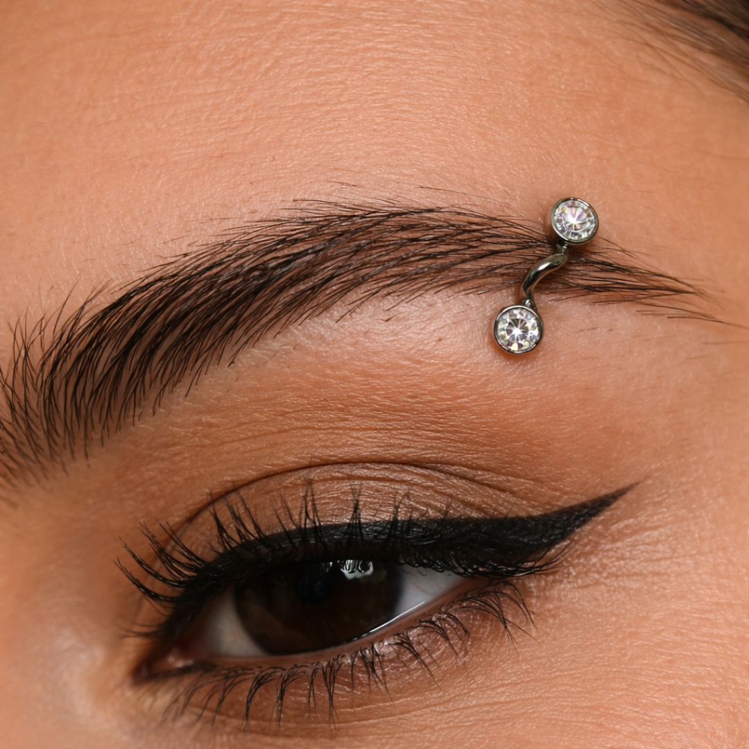 ¿Quieres hacerte un piercing de ceja?