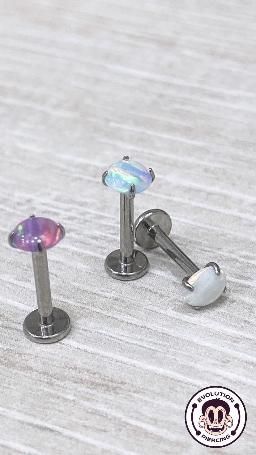 LABRET OPALO TITANIO